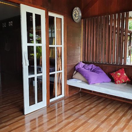 Amban Beach House Manokwari Exterior photo